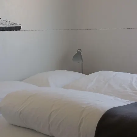 - Sildaloftet Hostel Utsira