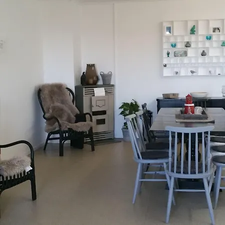 - Sildaloftet Hostel Utsira