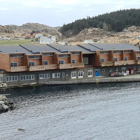 - Sildaloftet Hostel Utsira