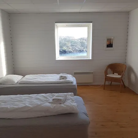 بيت شباب - Sildaloftet Utsira