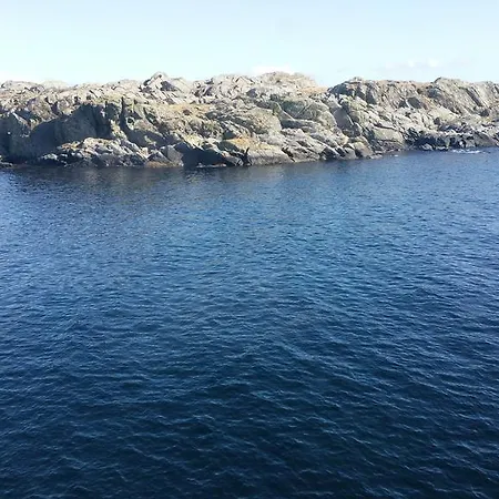 - Sildaloftet Hostel Utsira