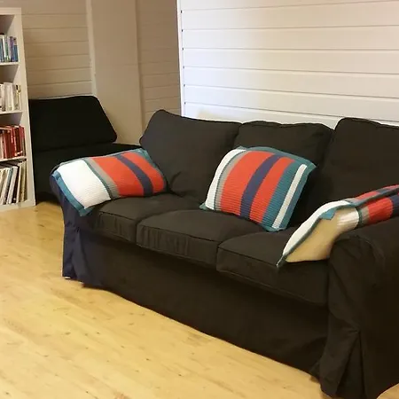 بيت شباب - Sildaloftet Utsira